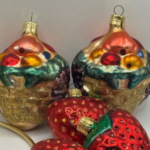 Set of 6 Vintage Glass Fruit Cornucopia Strawberry Ornaments Red Gold Glitter